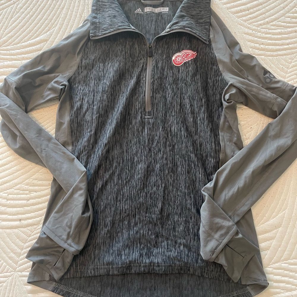 Adidas detroit red wings half zip